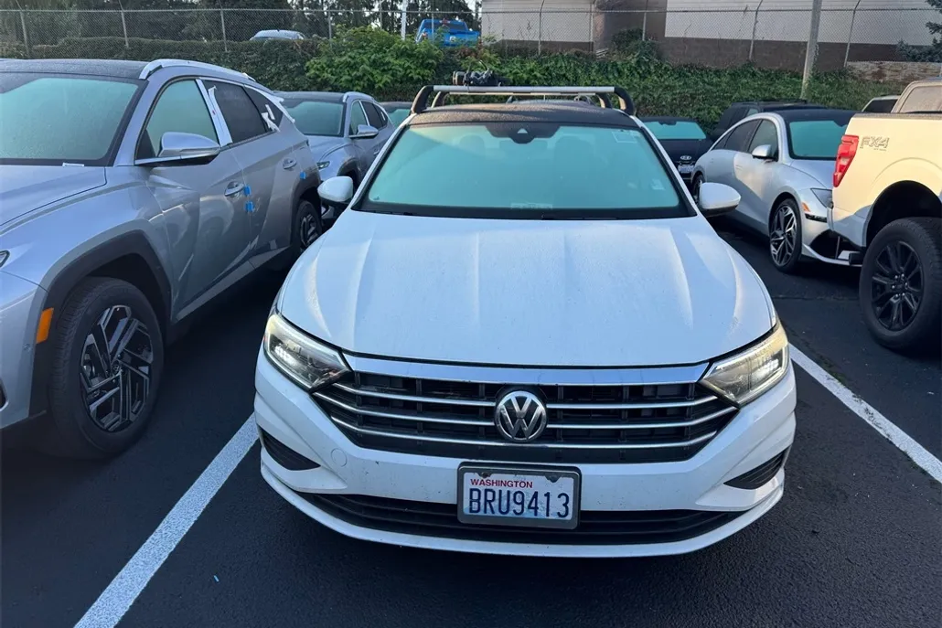 2019 Volkswagen Jetta SEL photo 1