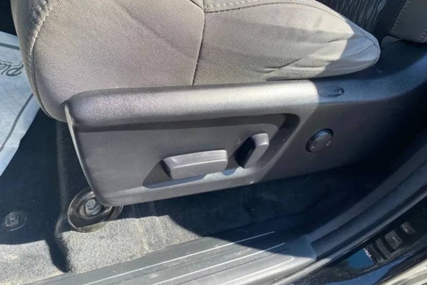 2020 Toyota Tundra SR5 Grade photo 1