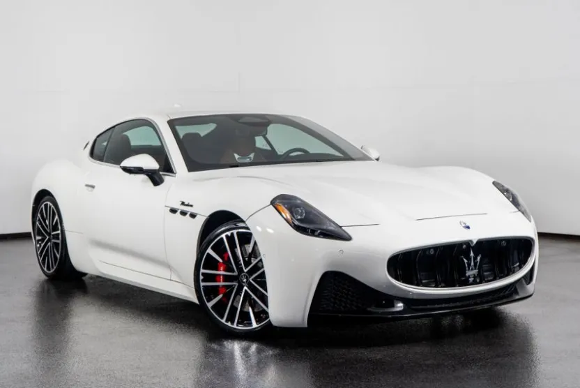 2024 Maserati Granturismo Modena photo 1