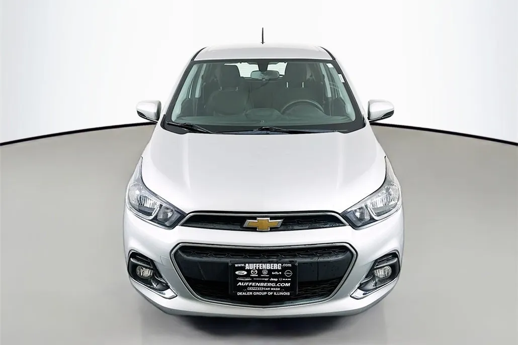 2018 Chevrolet Spark 1LT LT photo 1