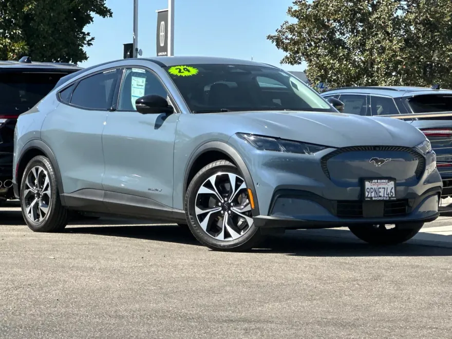 2024 Ford Mustang Mach-E Select photo 1