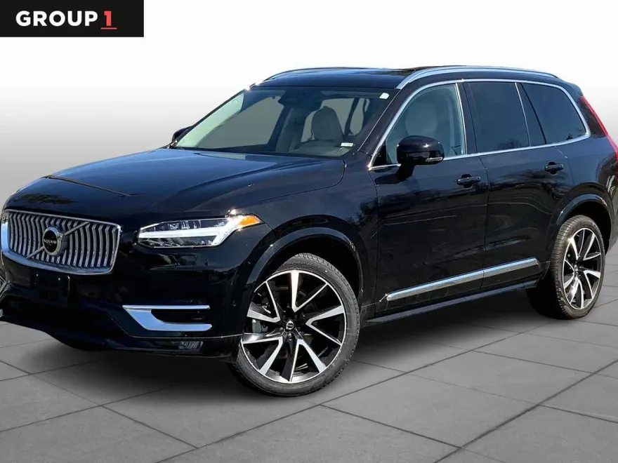 2023 Volvo XC90 Plus photo 1