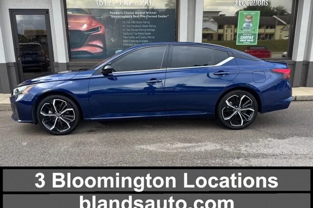 2024 Nissan Altima 2.5 SR photo 1