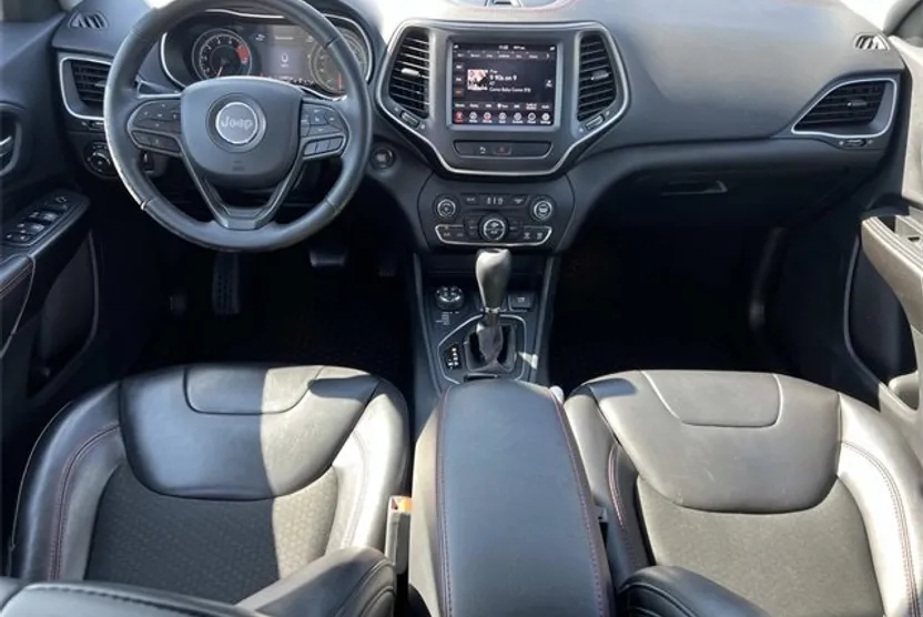 2019 Jeep Cherokee Trailhawk photo 1