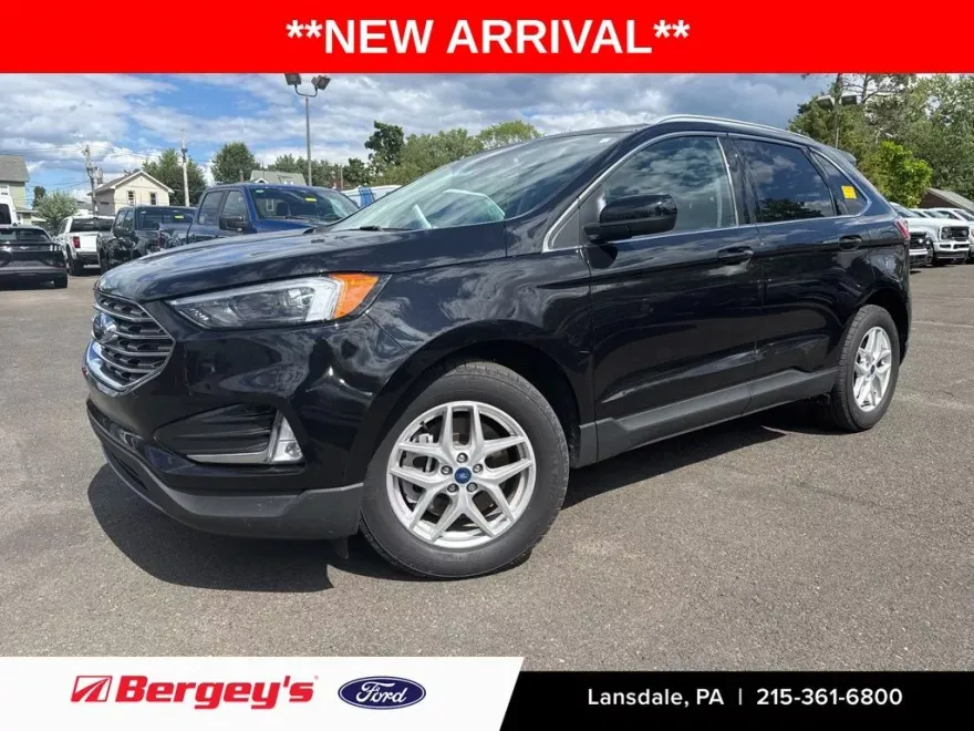2022 Ford Edge SEL photo 1