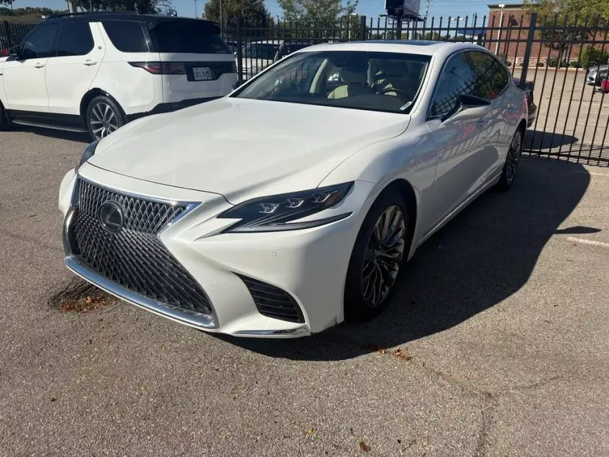2018 Lexus LS 500 photo 1
