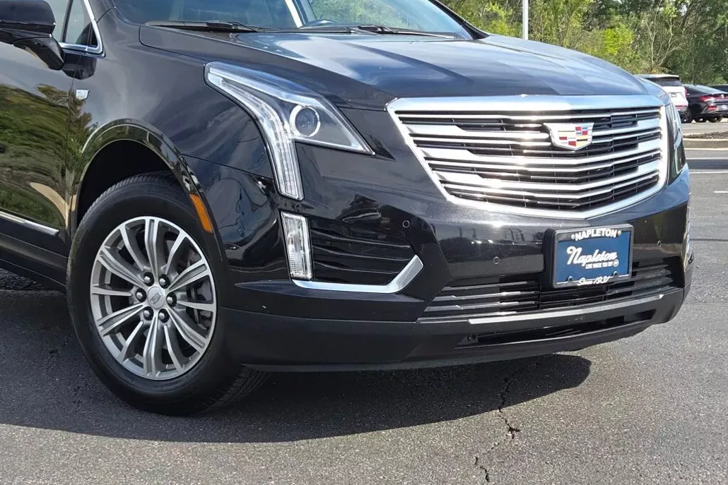 2018 Cadillac XT5 Luxury photo 1