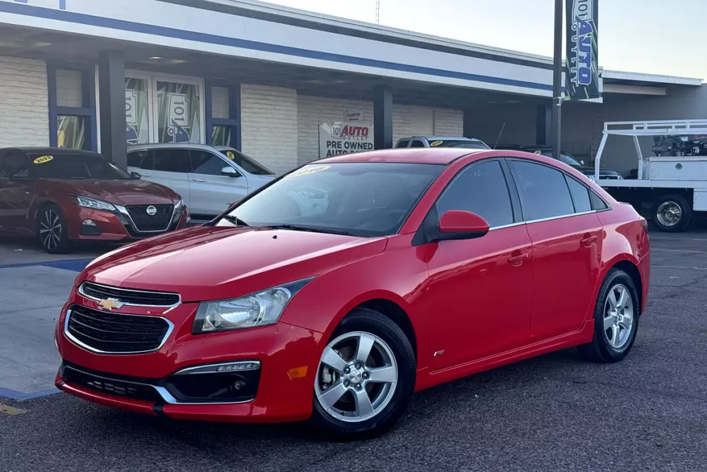 2016 Chevrolet Cruze photo 1