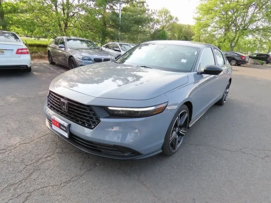 2025 Honda Accord Hybrid Sport photo 1