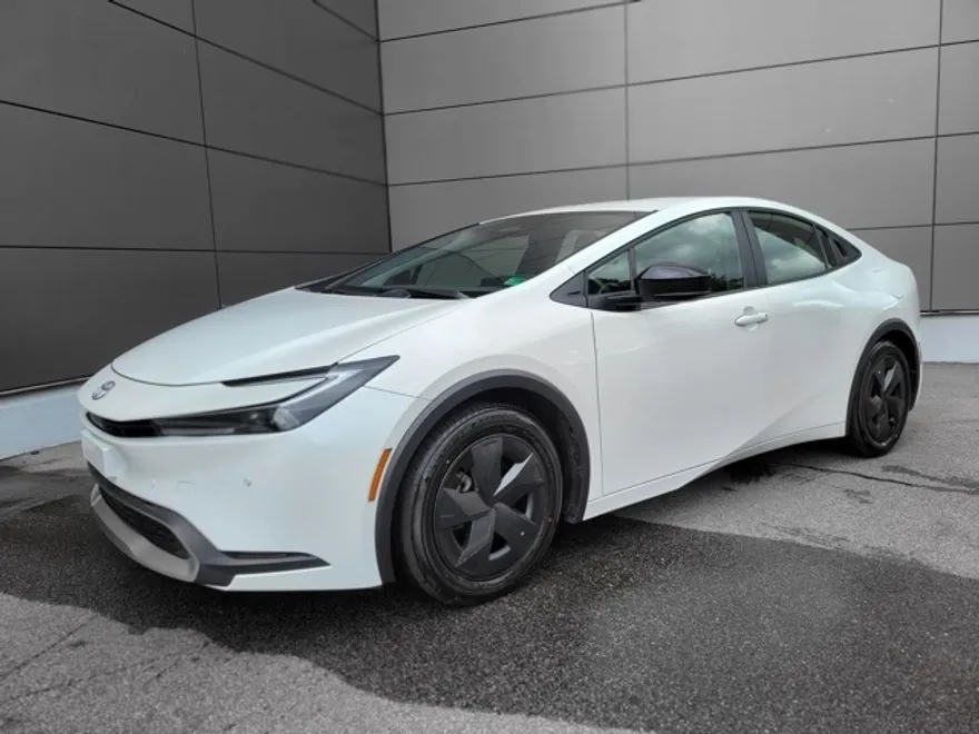 2023 Toyota Prius Prime XSE Premium photo 1