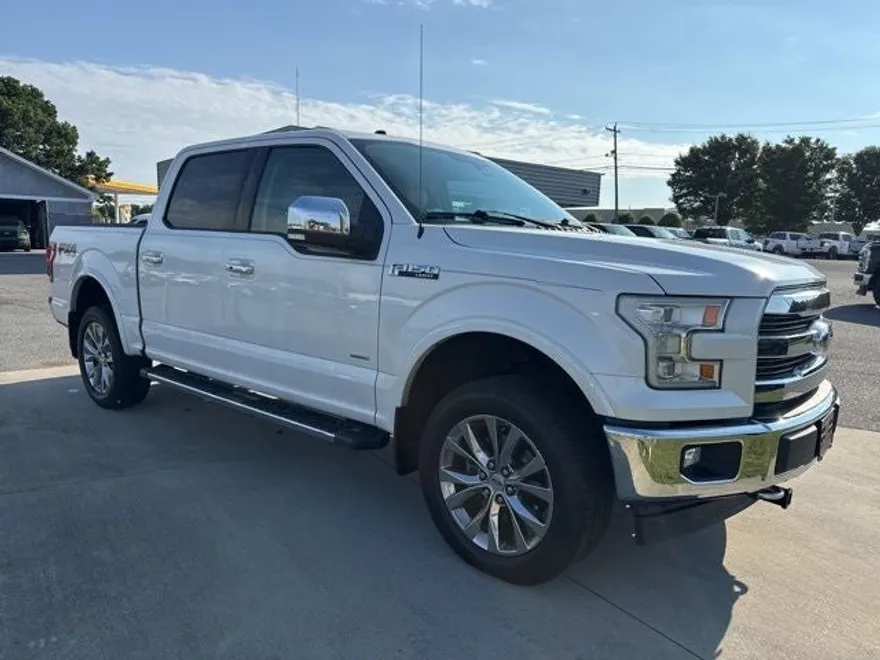 2017 Ford F-150 Lariat photo 1