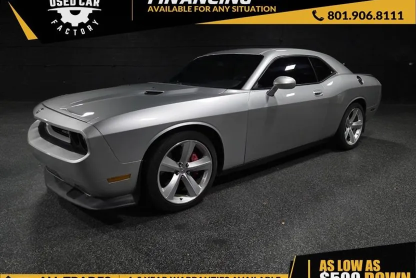 2010 Dodge Challenger SRT8 photo 1