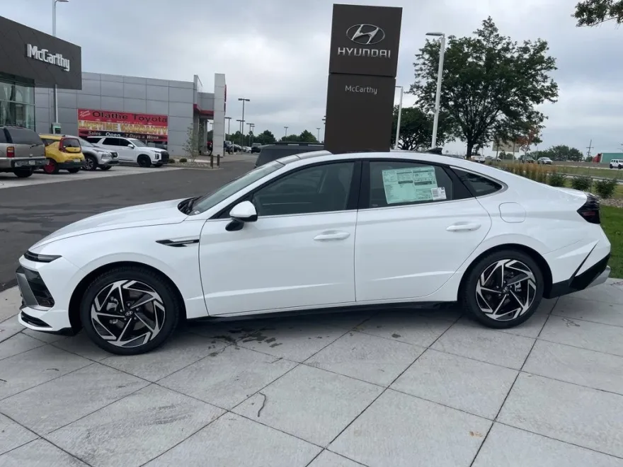 2025 Hyundai Sonata SEL Convenience photo 1
