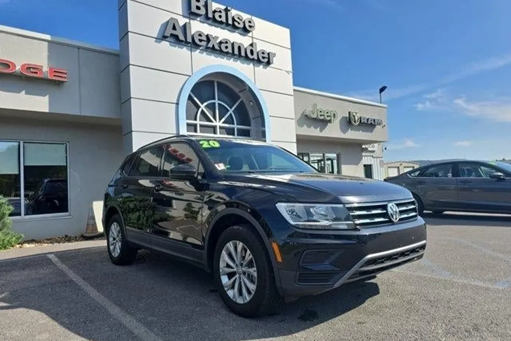 2020 Volkswagen Tiguan S photo 1