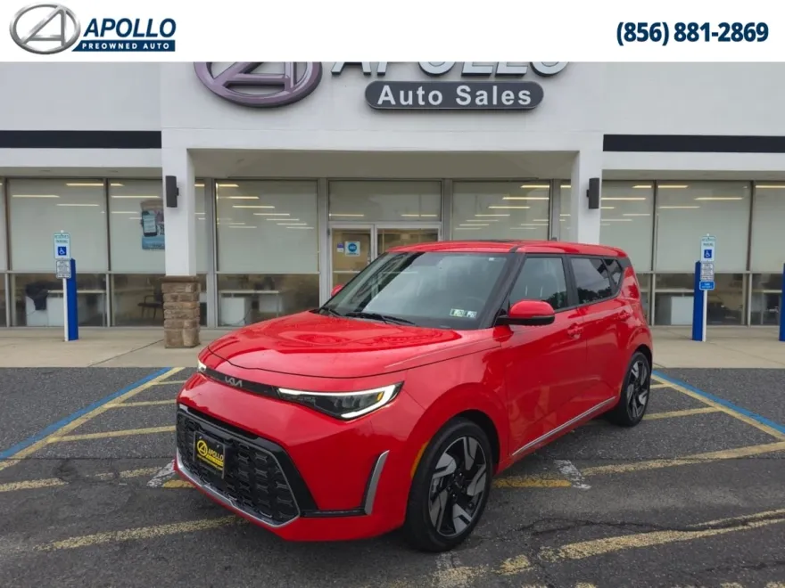 2024 Kia Soul GT-Line photo 1