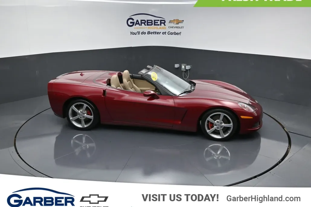 2005 Chevrolet Corvette Base Convertible photo 1
