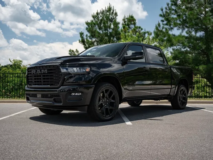 2025 Ram 1500 Laramie photo 1