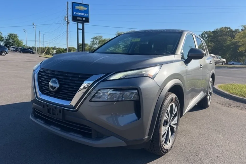 2023 Nissan Rogue SV photo 1