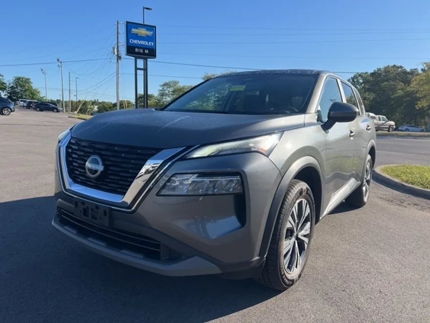 2023 Nissan Rogue SV photo 1