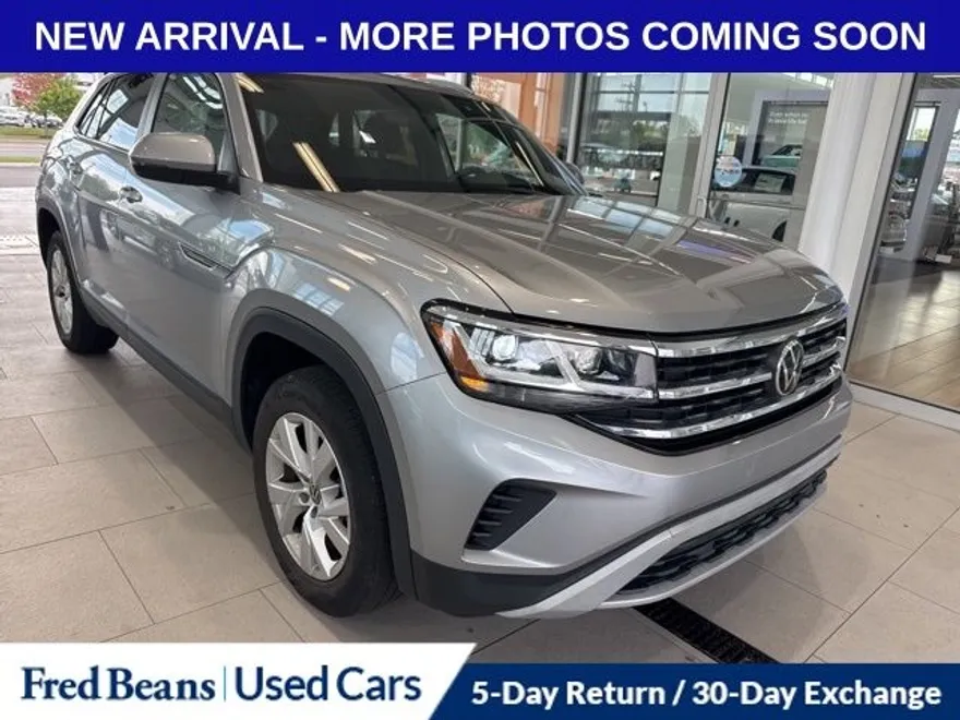 2021 Volkswagen Atlas Cross Sport photo 1