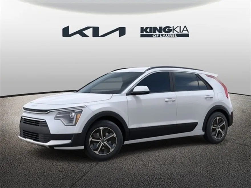 2025 Kia Niro LX photo 1