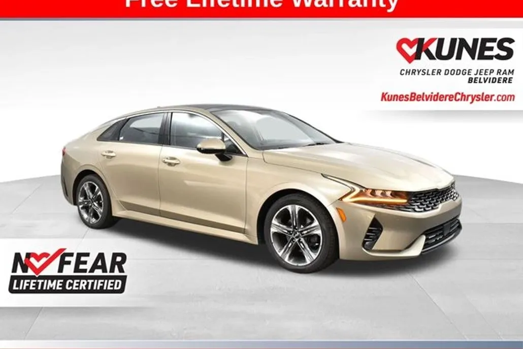 2022 Kia K5 EX photo 1