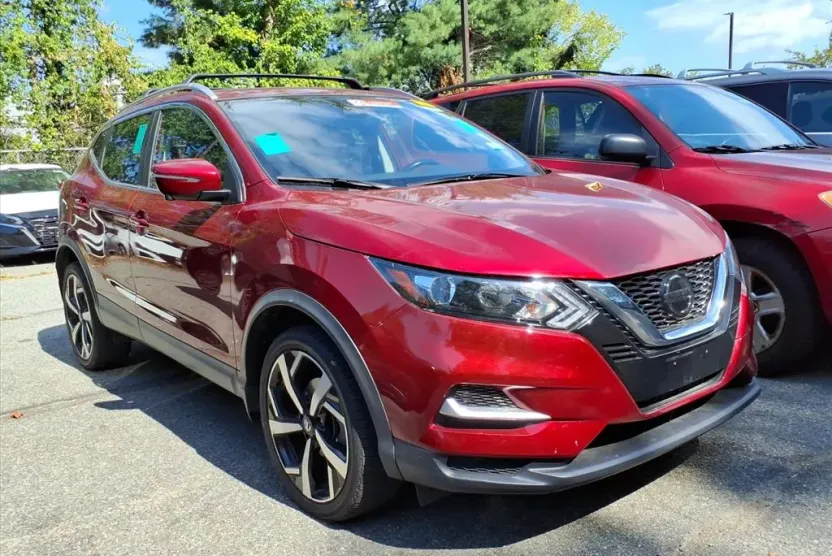 2020 Nissan Rogue Sport SL photo 1