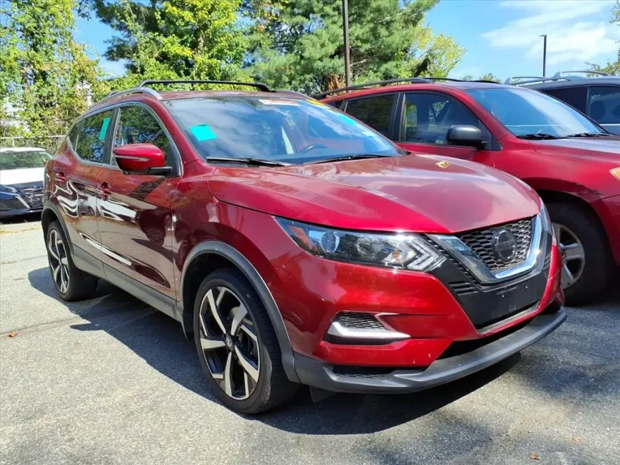 2020 Nissan Rogue Sport SL photo 1