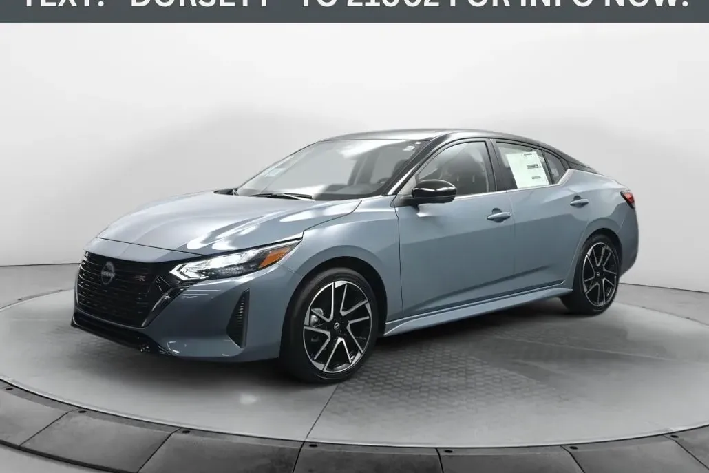 2025 Nissan Sentra SR photo 1