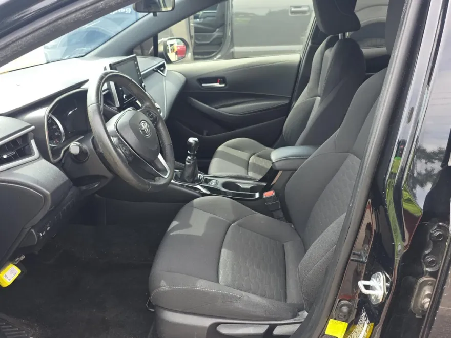 2019 Toyota Corolla SE photo 1