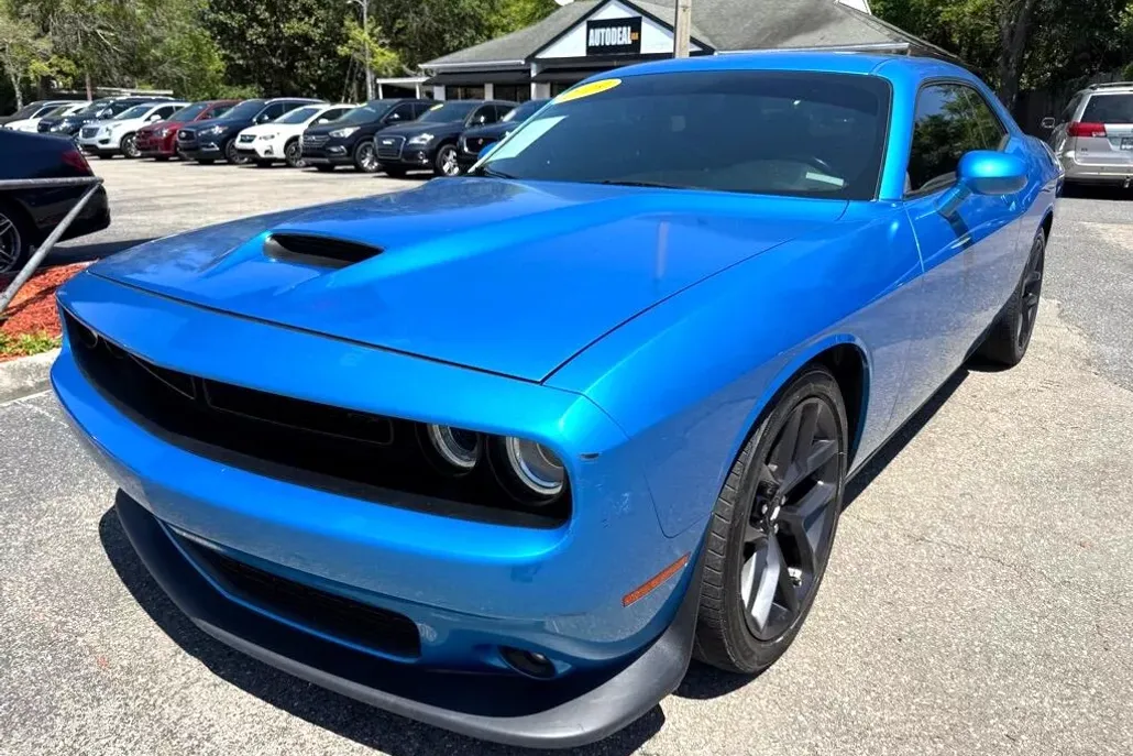 2019 Dodge Challenger GT photo 1