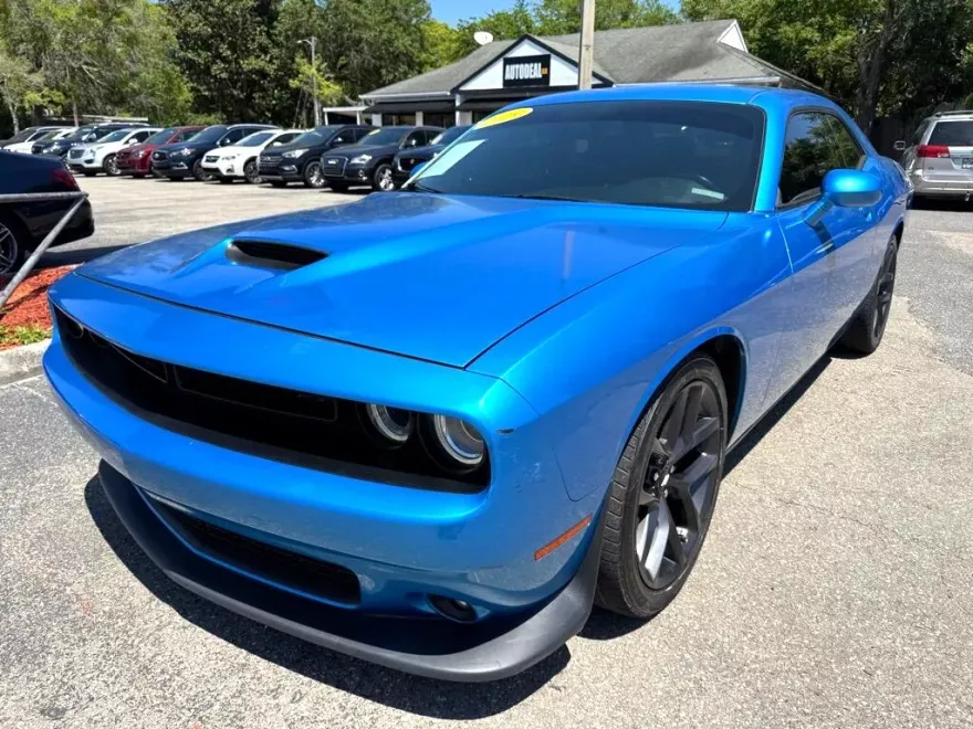 2019 Dodge Challenger GT photo 1