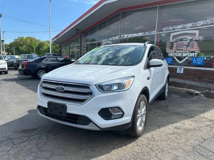2018 Ford Escape SE photo 1