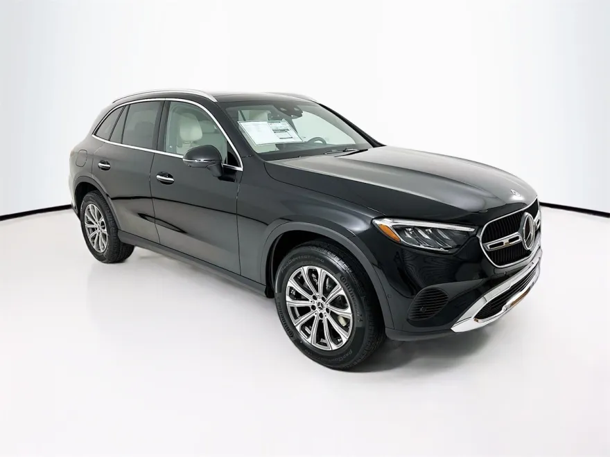 2026 Mercedes Benz GLC 300 photo 1