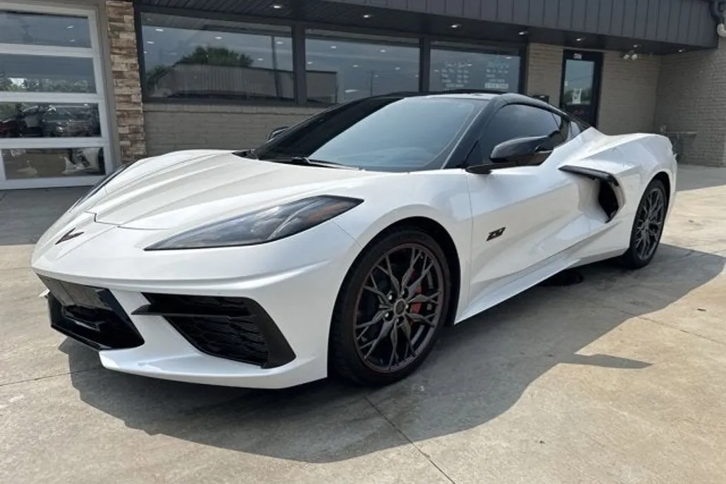 2023 Chevrolet Corvette 3LT photo 1