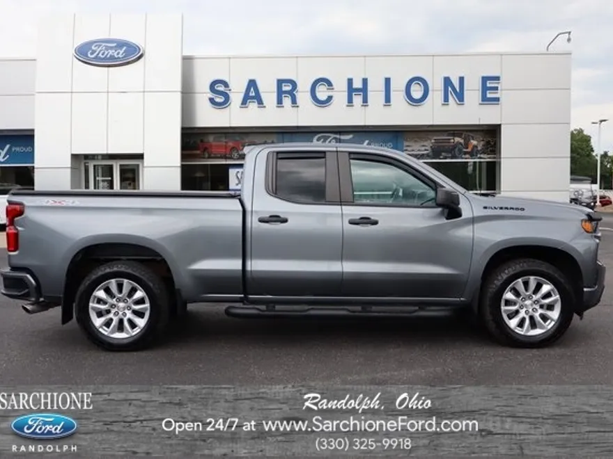 2020 Chevrolet Silverado 1500 Custom photo 1
