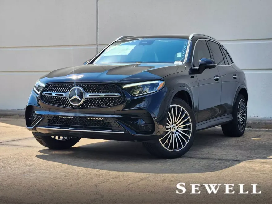 2026 Mercedes Benz GLC 300 photo 1
