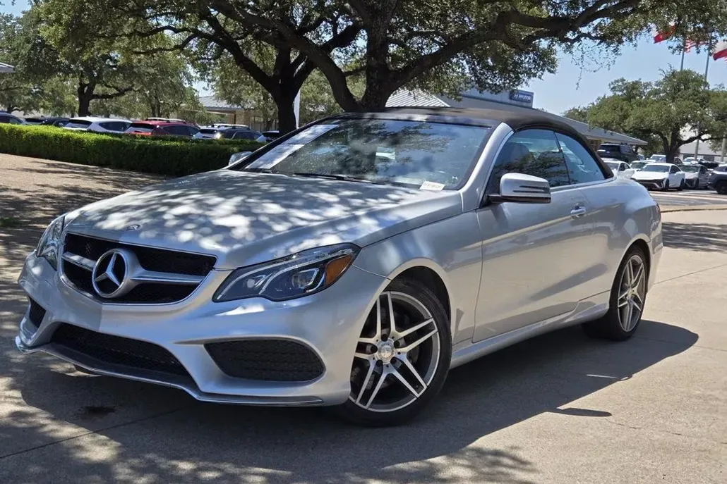 2016 Mercedes Benz E 550 photo 1