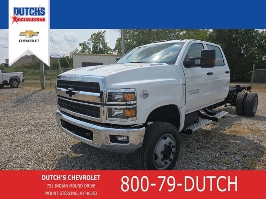 2025 Chevrolet Silverado 5500HD Work Truck photo 1