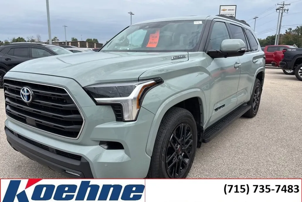 2024 Toyota Sequoia SR5 photo 1