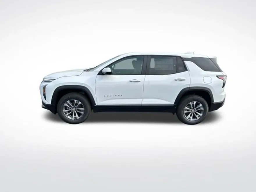 2026 Chevrolet Equinox LT photo 1