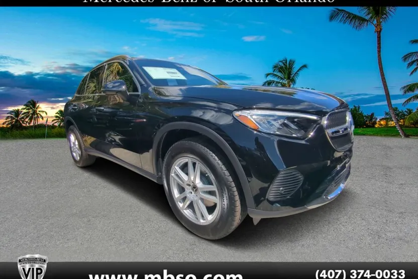 2026 Mercedes Benz GLC 300 4MATIC photo 1