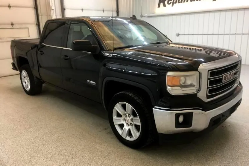 2015 Gmc Sierra 1500 SLE photo 1