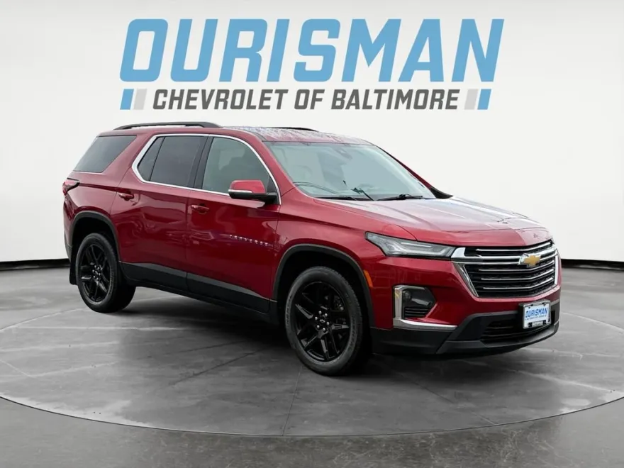 2023 Chevrolet Traverse Leather photo 1
