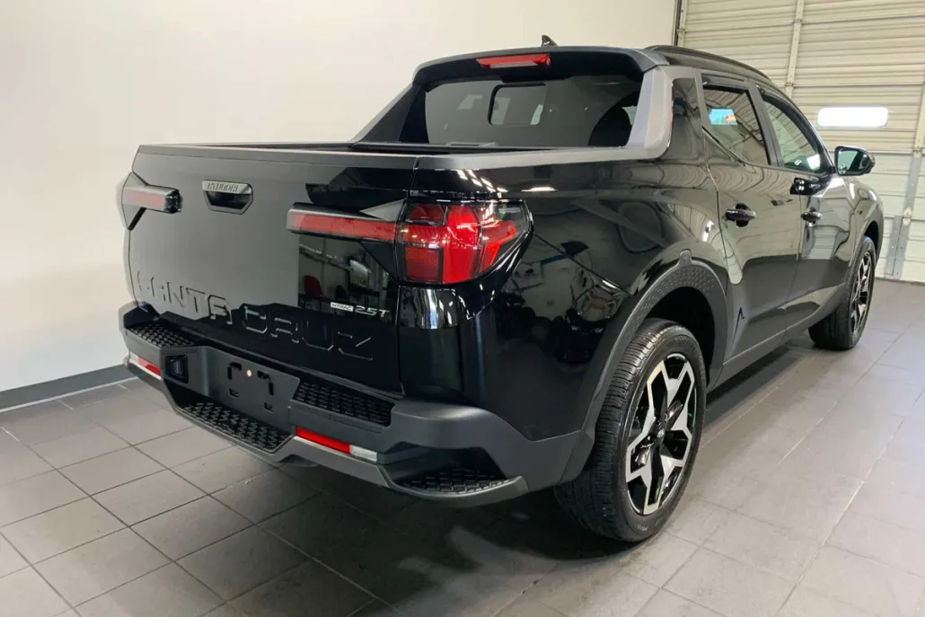 2024 Hyundai Santa Cruz Limited photo 1