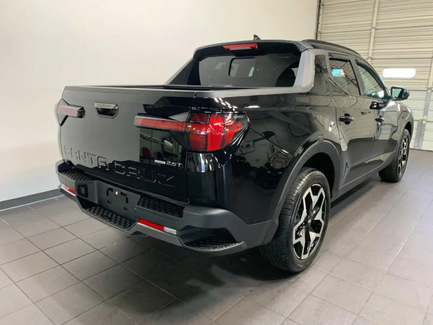 2024 Hyundai Santa Cruz Limited photo 1