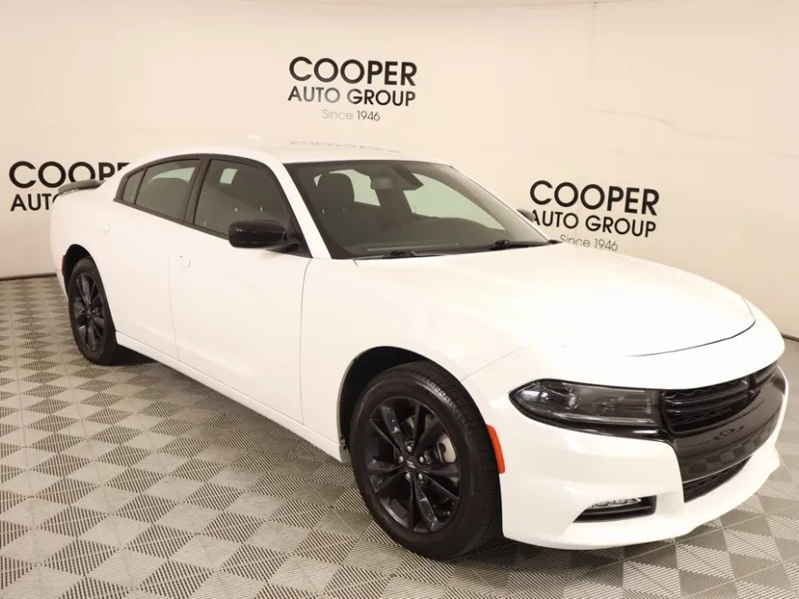 2023 Dodge Charger SXT photo 1
