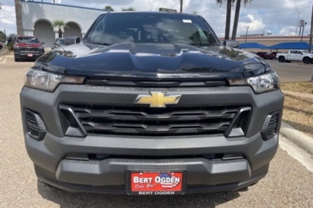 2026 Chevrolet Colorado Work Truck photo 1