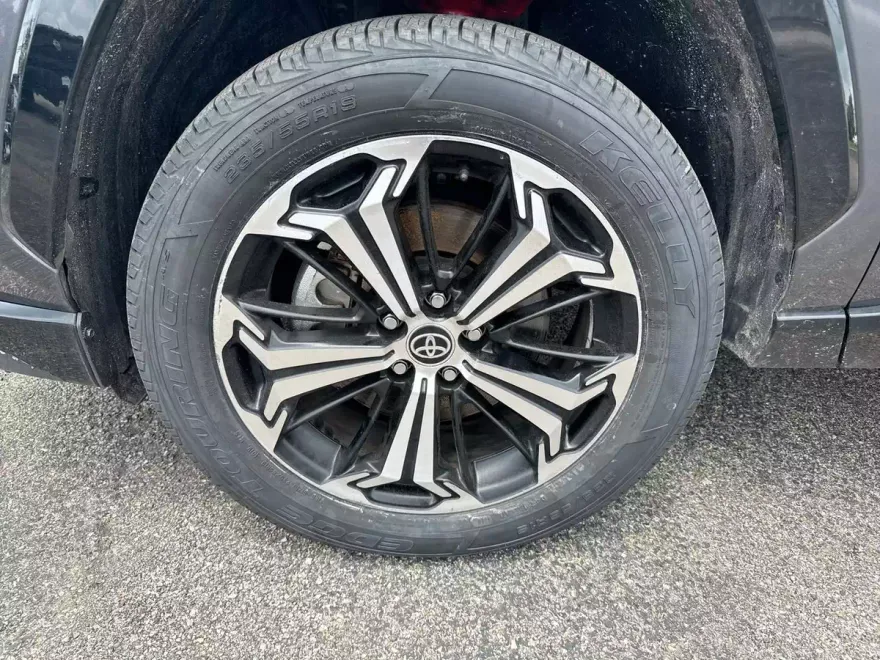 2023 Toyota RAV4 Prime XSE photo 1