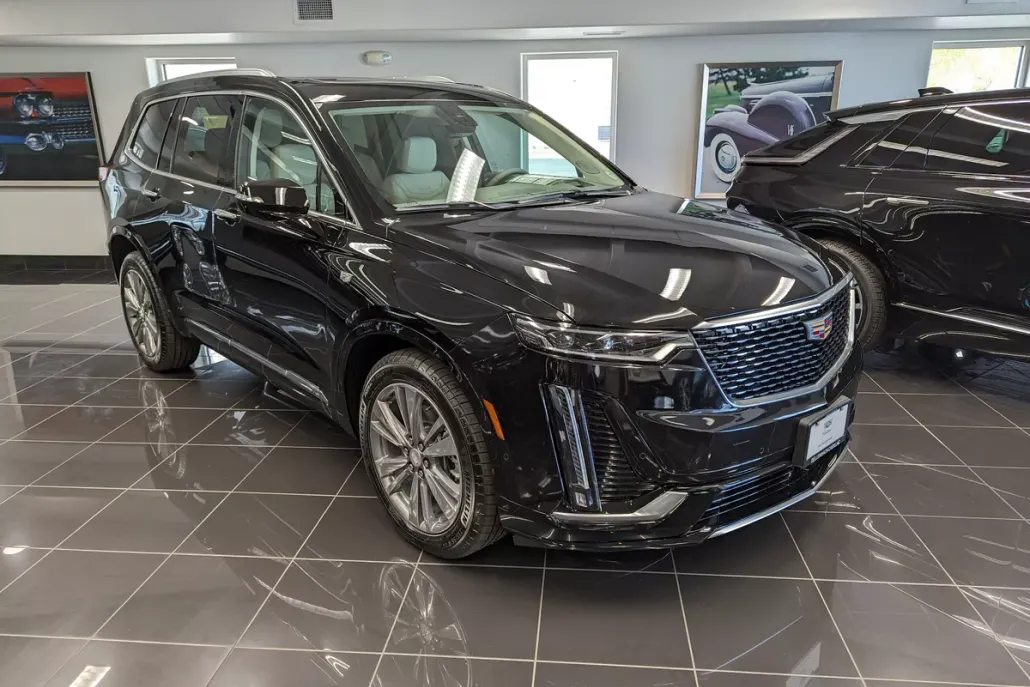 2024 Cadillac XT6 Premium Luxury photo 1